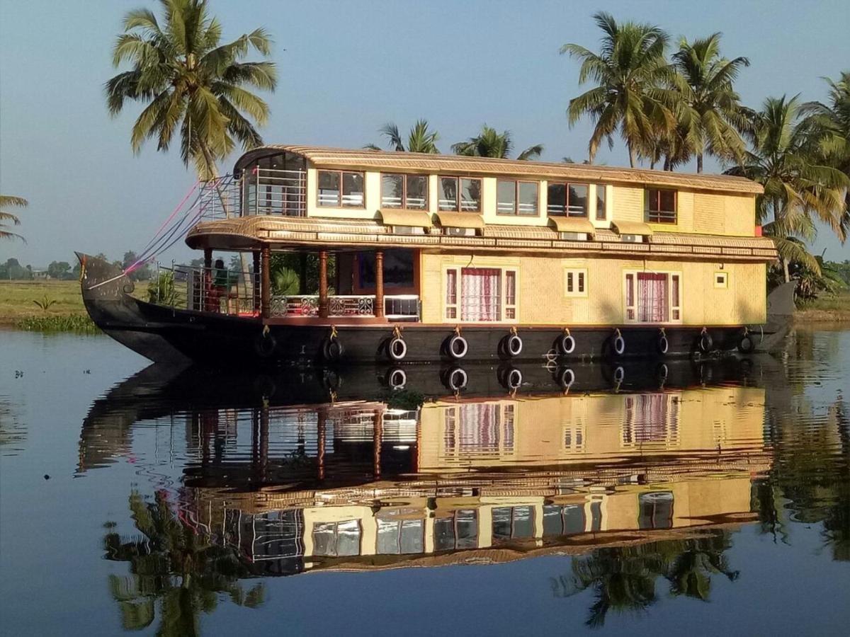 Hotel Marari Houseboat Mararikulam Exterior foto