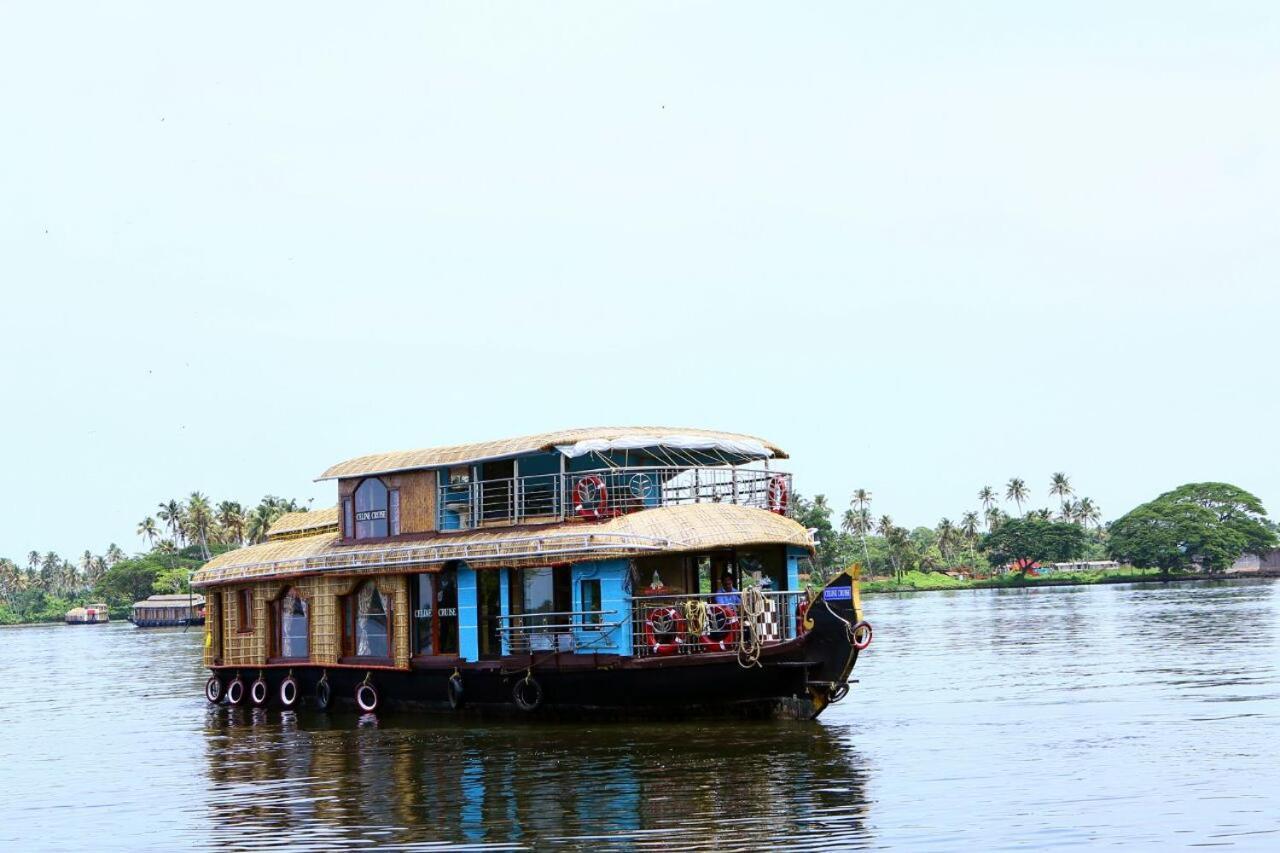 Hotel Marari Houseboat Mararikulam Exterior foto