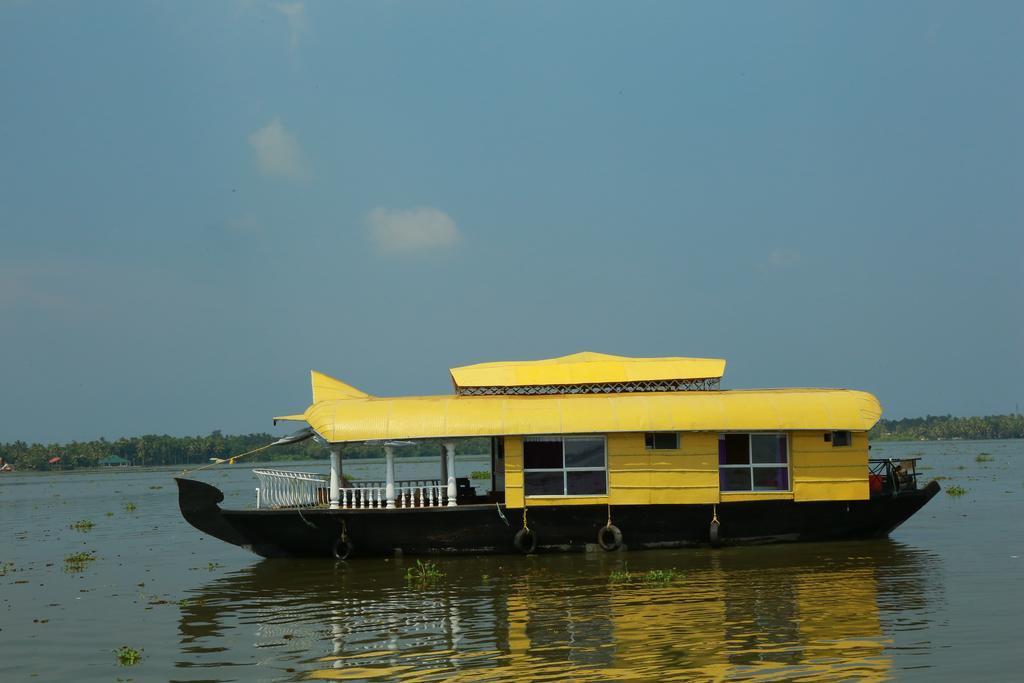 Hotel Marari Houseboat Mararikulam Exterior foto